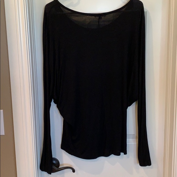 Zenana Outfitters Black Blouse - Picture 3 of 3